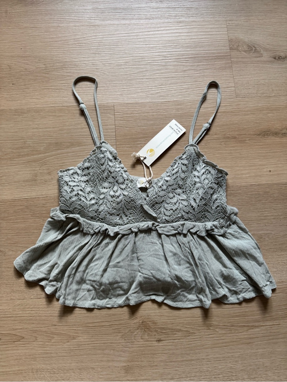 Peplum tank top - light sage green lace flowy crop top NWT